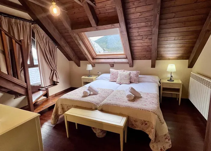 Hotell Tierras De Aran Betlán