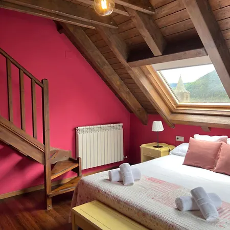 Hotel Tierras De Aran 3*