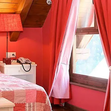 Hotel Tierras De Aran 3*